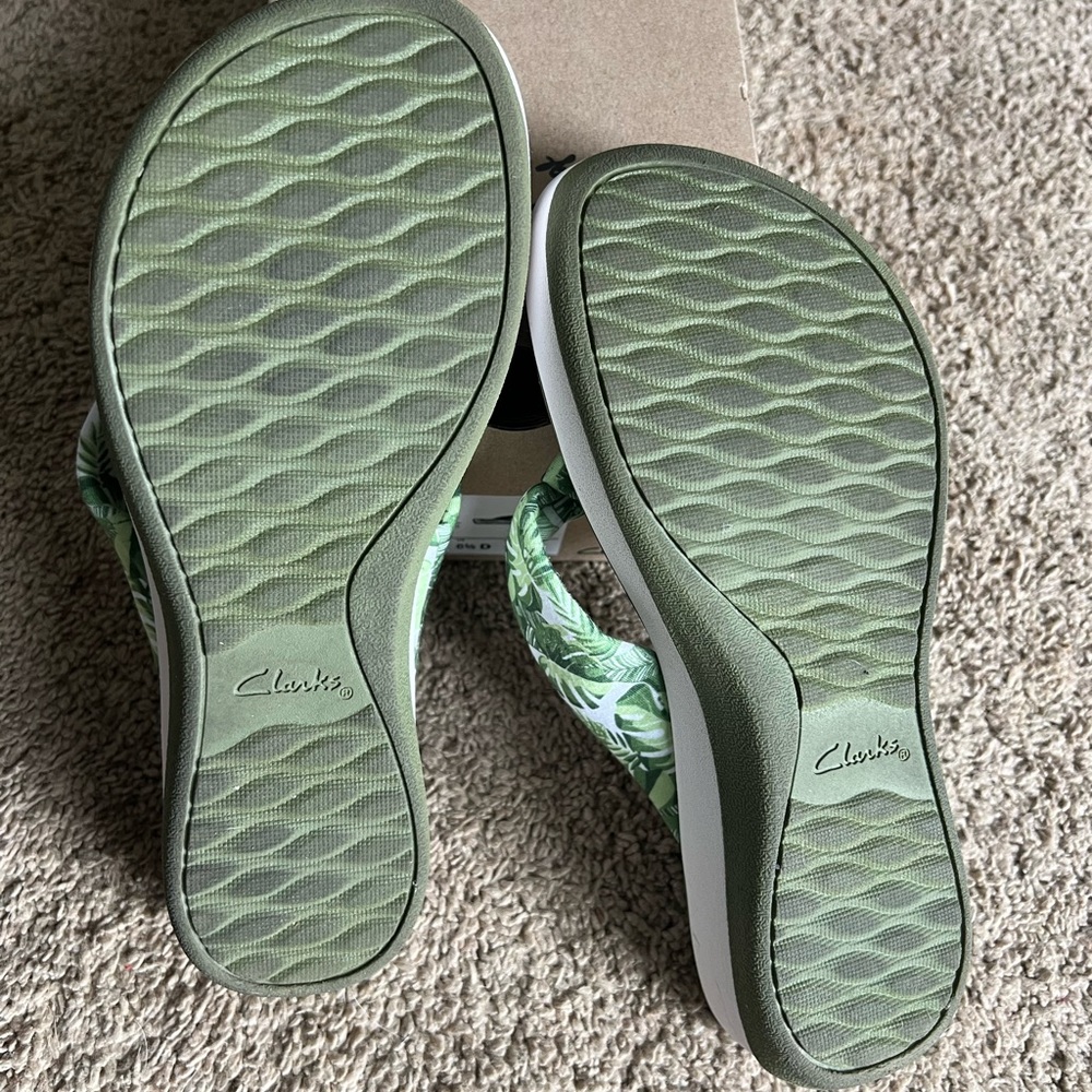 Cloudsteppers by Clarks Women’s Arla Glison Sandals - Picture 3 of 7